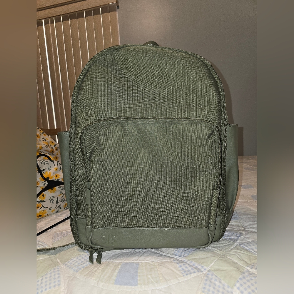 Beis Travel Backpack